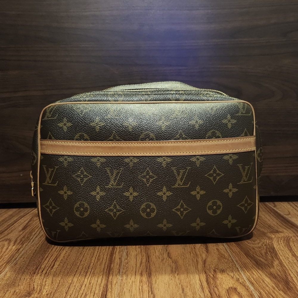 Authentic Louis Vuitton Reporter Messenger Bag